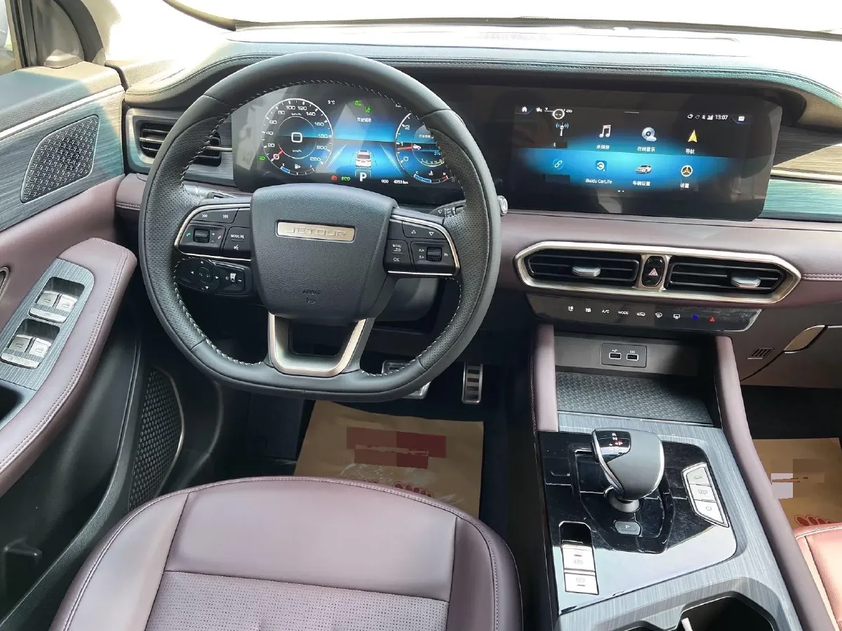 2024 Jetour X90 Plus 1.6T 197HP L4 7DCT,autocango,china used car exporter,china ev exporter,chinese used car exporter,chinese used ev exporter