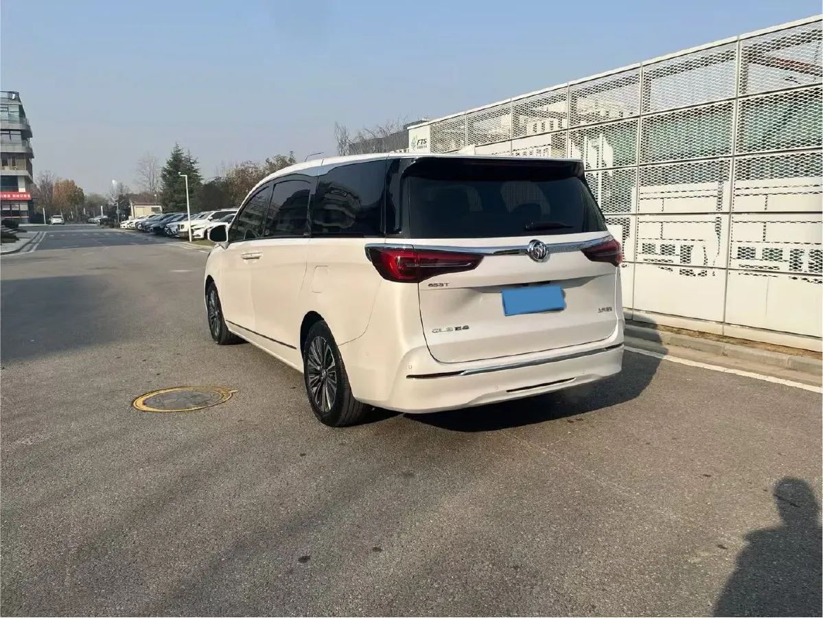 2020 Buick GL8 2.0T 237HP L4 9AT,autocango,china used car exporter,china ev exporter,chinese used car exporter,chinese used ev exporter