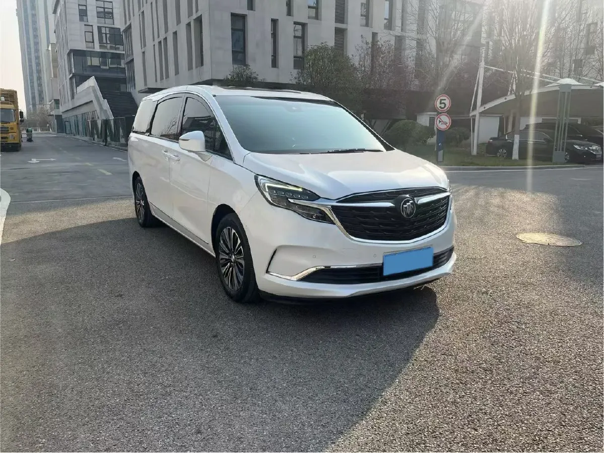 2020 Buick GL8 2.0T 237HP L4 9AT,autocango,china used car exporter,china ev exporter,chinese used car exporter,chinese used ev exporter