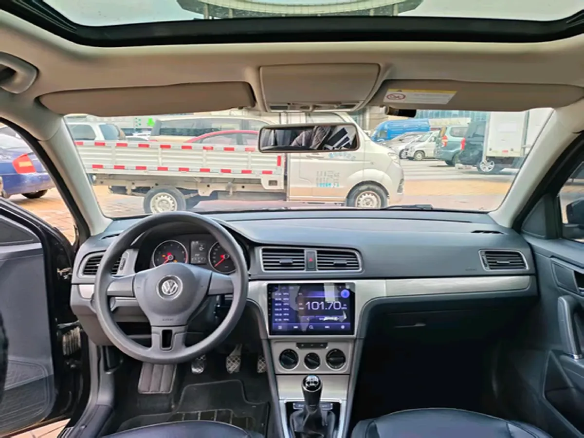 2013 Volkswagen Lavida 1.6L 110HP L4 5MT,autocango,china used car exporter,china ev exporter,chinese used car exporter,chinese used ev exporter