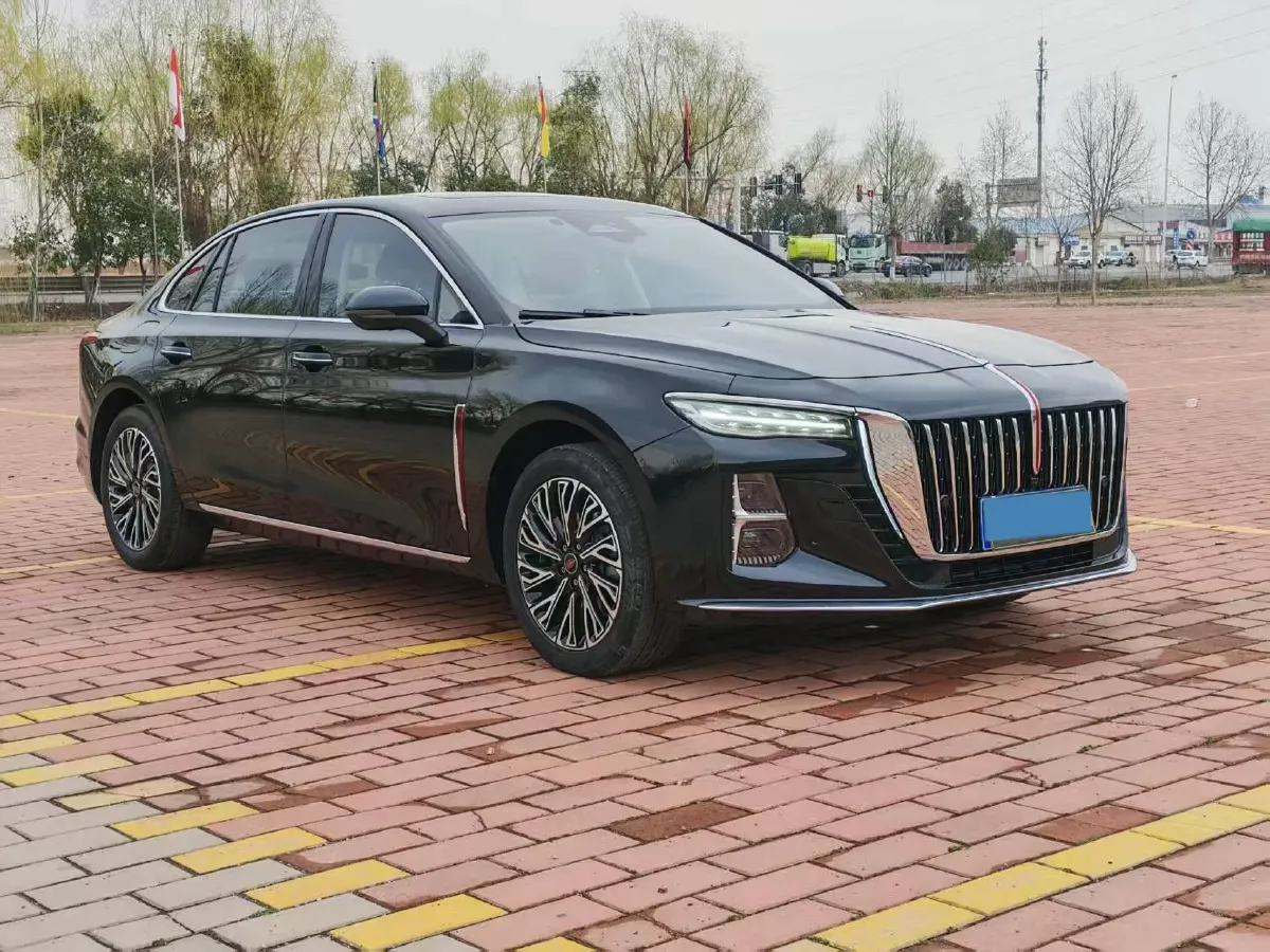 2024 HongQi H5 2.0T 224HP L4 8AT,autocango,china used car exporter,china ev exporter,chinese used car exporter,chinese used ev exporter