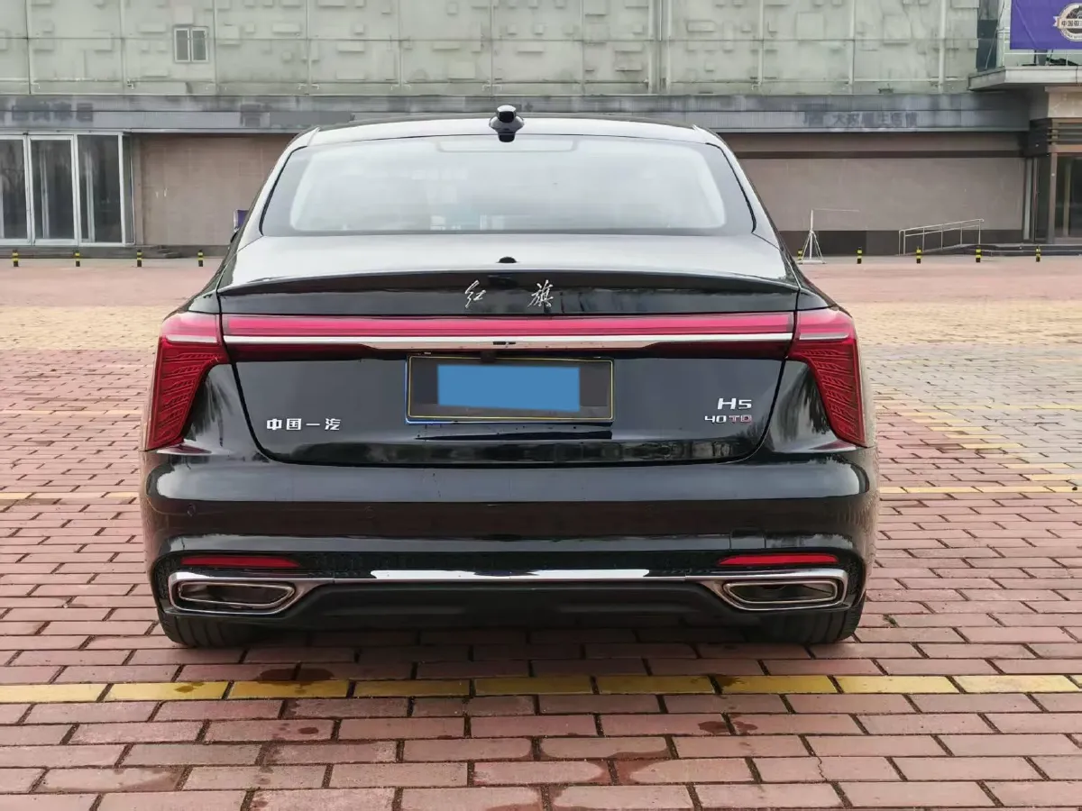 2024 HongQi H5 2.0T 224HP L4 8AT,autocango,china used car exporter,china ev exporter,chinese used car exporter,chinese used ev exporter