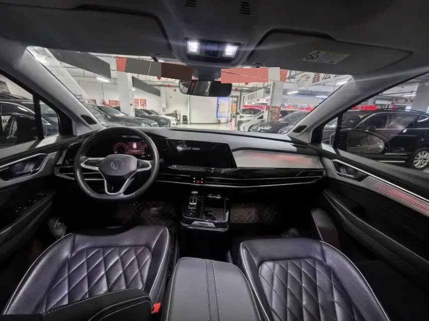 2023 Volkswagen Talagon 2.5T 299HP V6 7DCT,autocango,china used car exporter,china ev exporter,chinese used car exporter,chinese used ev exporter