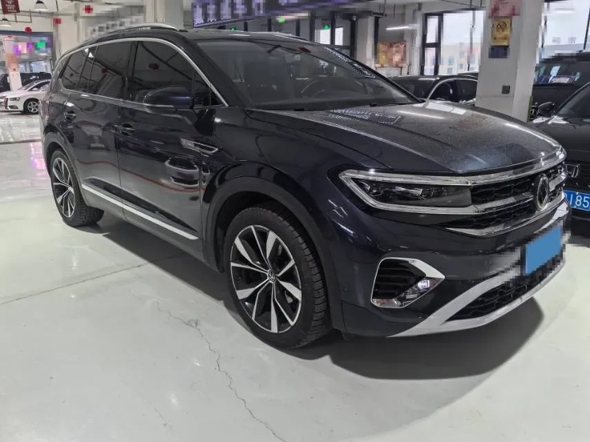 2023 Volkswagen Talagon 2.5T 299HP V6 7DCT,autocango,china used car exporter,china ev exporter,chinese used car exporter,chinese used ev exporter