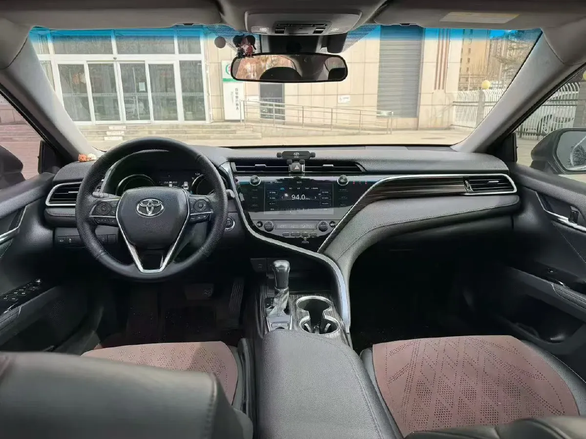 2019 Toyota Camry 2.0L 178HP L4 CVT,autocango,china used car exporter,china ev exporter,chinese used car exporter,chinese used ev exporter