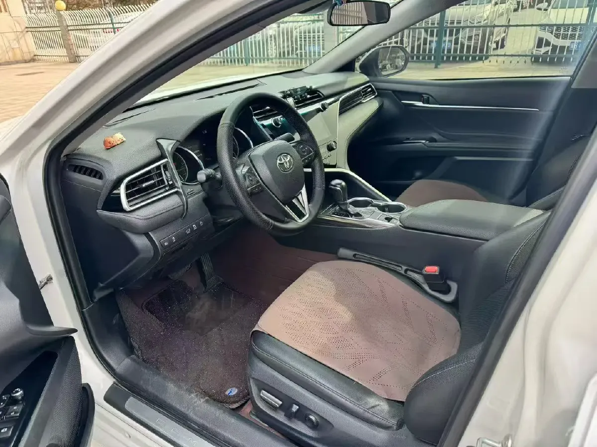 2019 Toyota Camry 2.0L 178HP L4 CVT,autocango,china used car exporter,china ev exporter,chinese used car exporter,chinese used ev exporter