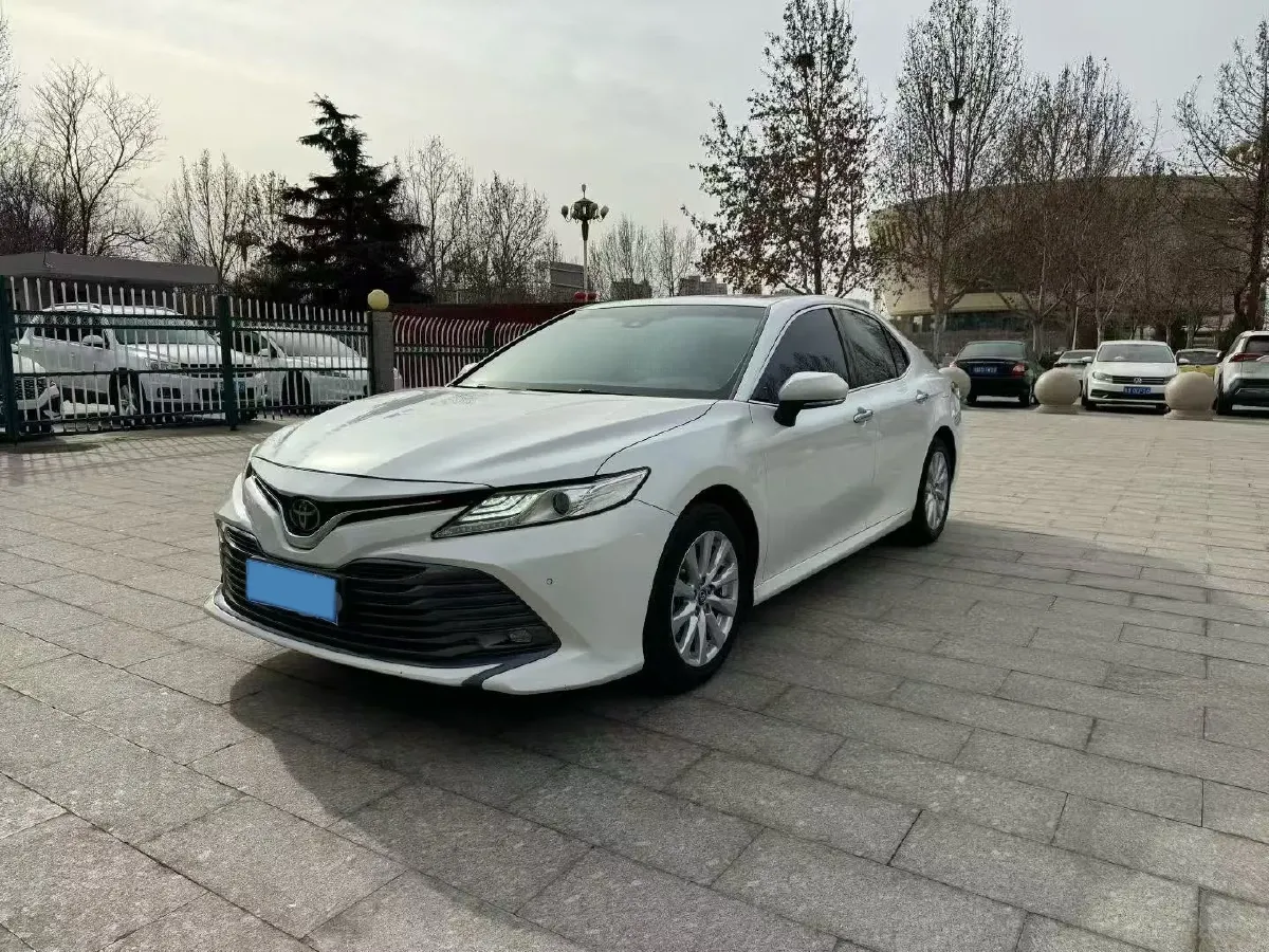 2019 Toyota Camry 2.0L 178HP L4 CVT,autocango,china used car exporter,china ev exporter,chinese used car exporter,chinese used ev exporter