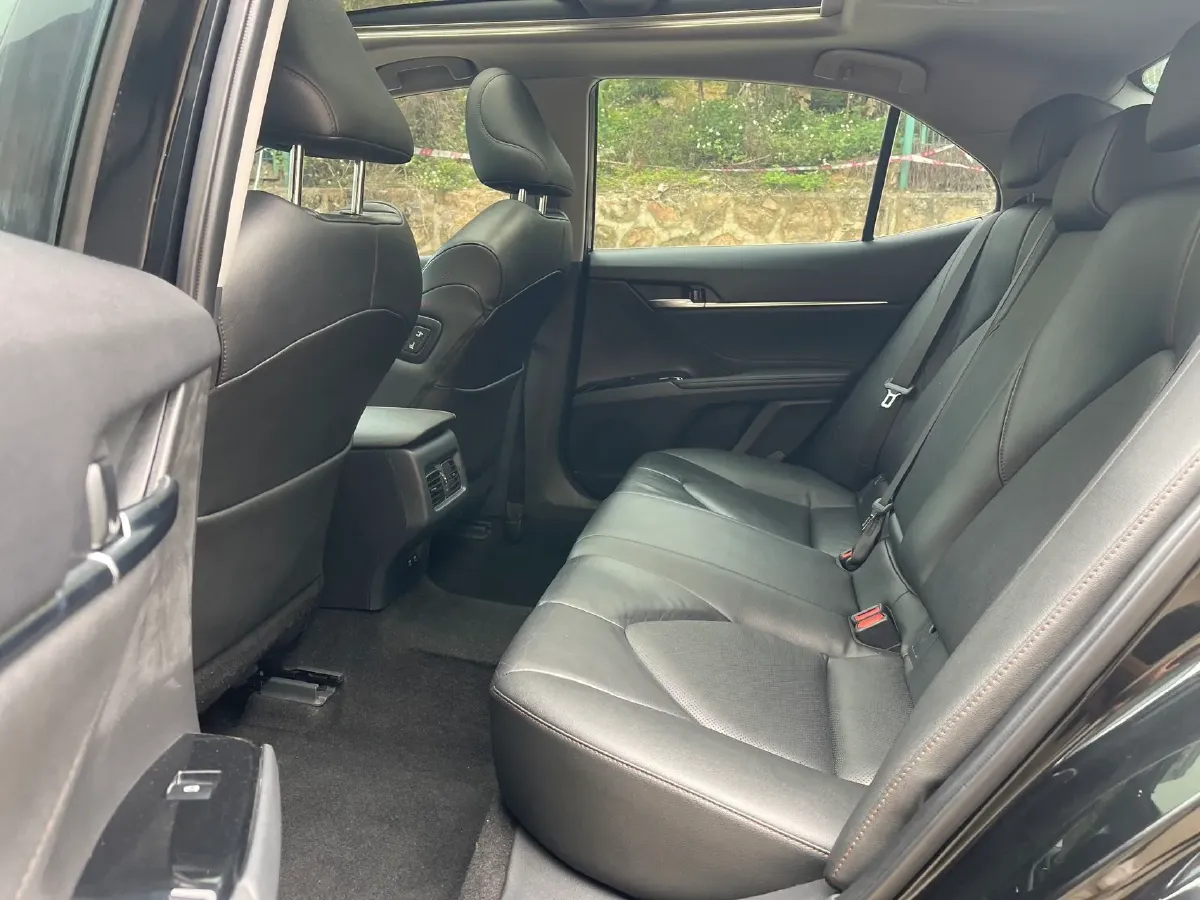 2019 Toyota Camry 2.5L 209HP L4 8AT,autocango,china used car exporter,china ev exporter,chinese used car exporter,chinese used ev exporter