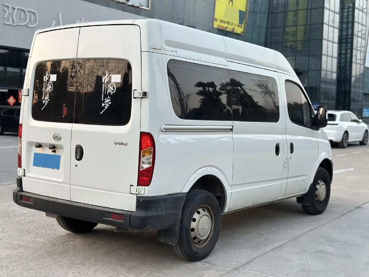 2019 MAXUS XinTu V80 2.5T 136HP L4 6MT,autocango,china used car exporter,china ev exporter,chinese used car exporter,chinese used ev exporter