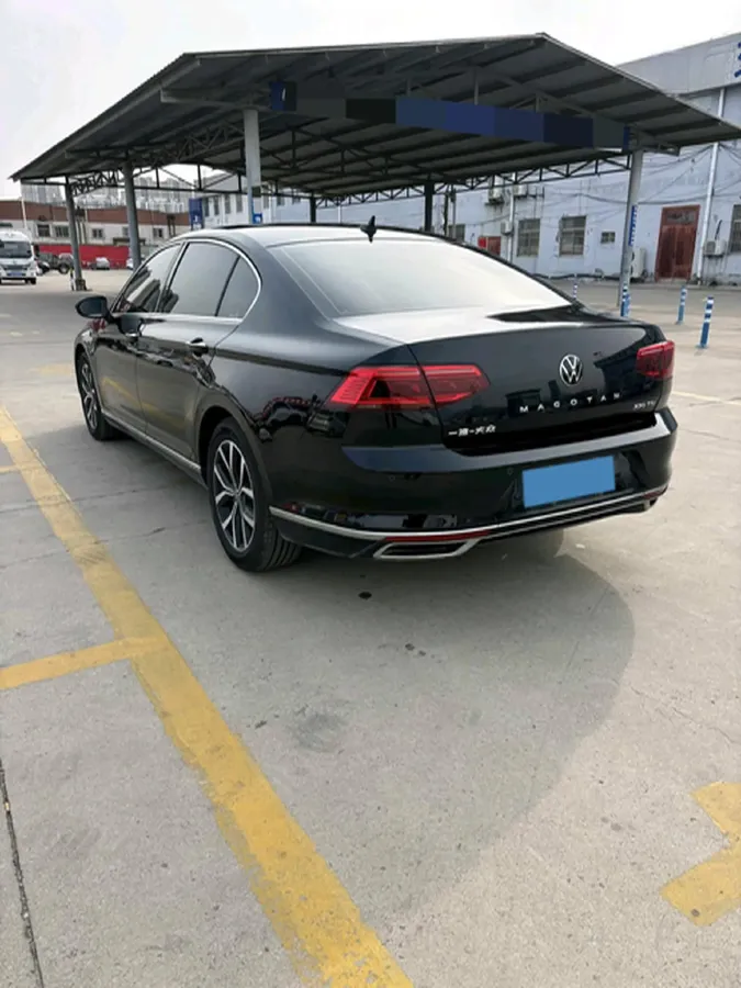 2020 Volkswagen Magotan 2.0T 186HP L4 7DCT,autocango,china used car exporter,china ev exporter,chinese used car exporter,chinese used ev exporter