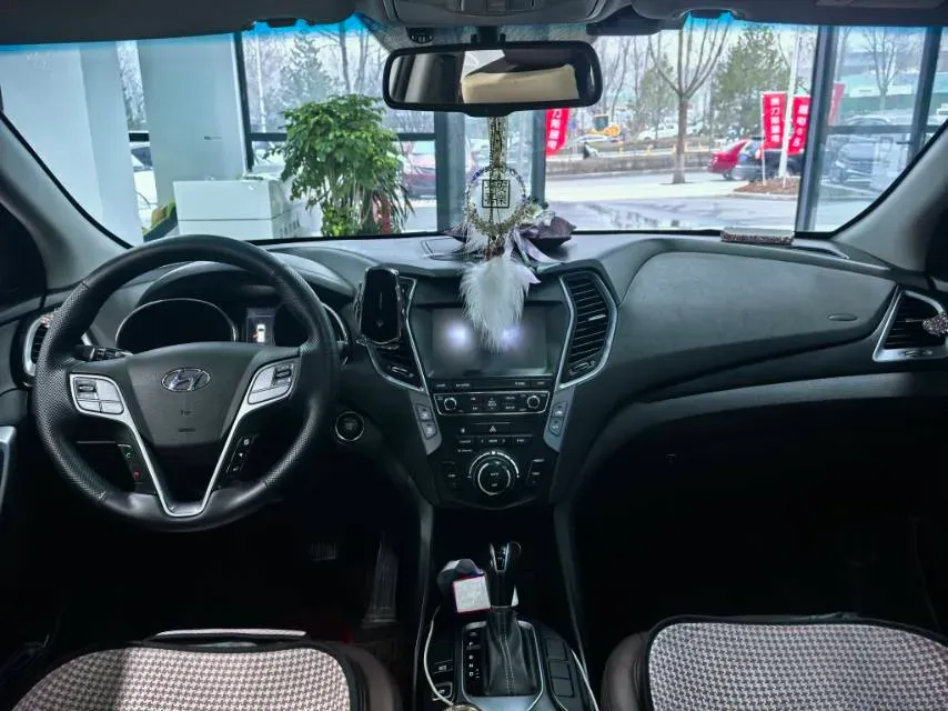 2017 Hyundai Santafe 2.4L 189HP L4 6AT,autocango,china used car exporter,china ev exporter,chinese used car exporter,chinese used ev exporter