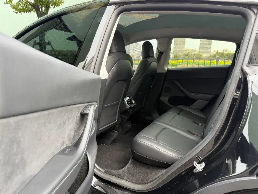 2021 Tesla Model Y BEV 60KWH,autocango,china used car exporter,china ev exporter,chinese used car exporter,chinese used ev exporter