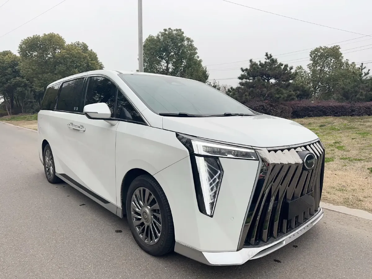 2023 GAC Trumpchi M8 2.0T 252HP L4 8AT,autocango,china used car exporter,china ev exporter,chinese used car exporter,chinese used ev exporter