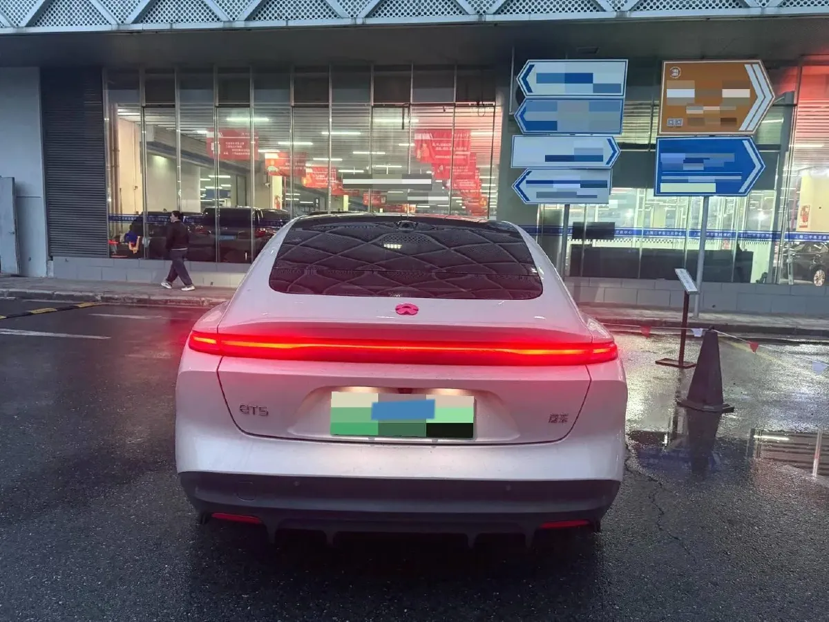 2024 NIO ET5 BEV 75KWH,autocango,china used car exporter,china ev exporter,chinese used car exporter,chinese used ev exporter