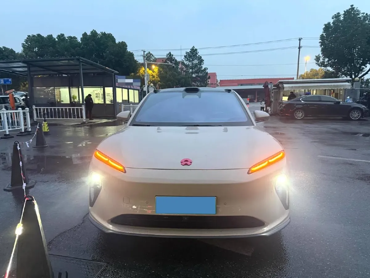 2024 NIO ET5 BEV 75KWH,autocango,china used car exporter,china ev exporter,chinese used car exporter,chinese used ev exporter