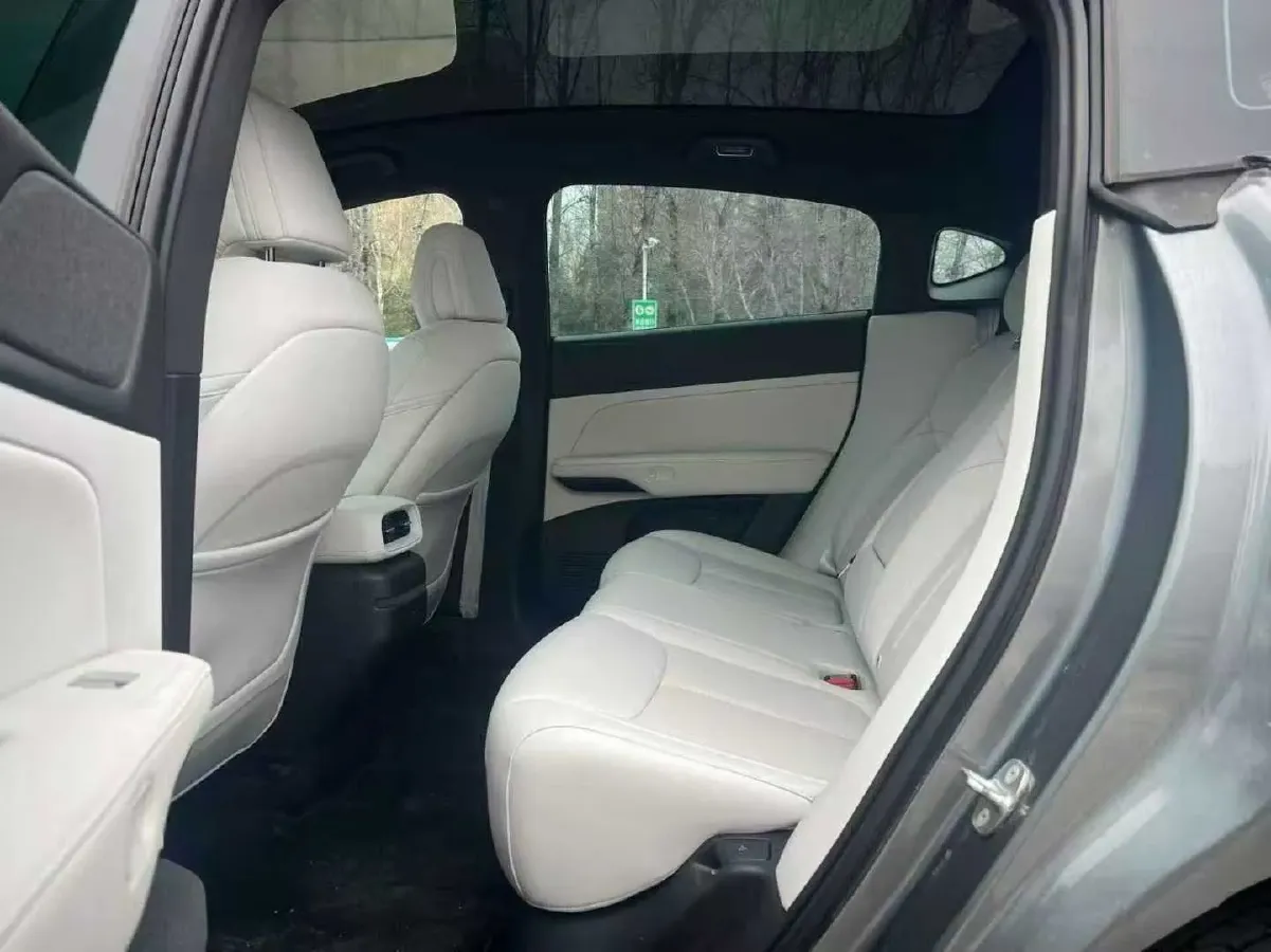 2023 Xpeng G6 BEV 66KWH,autocango,china used car exporter,china ev exporter,chinese used car exporter,chinese used ev exporter