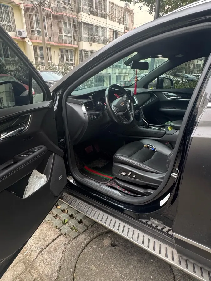 2021 Cadillac XT5 2.0T 237HP L4 9AT,autocango,china used car exporter,china ev exporter,chinese used car exporter,chinese used ev exporter