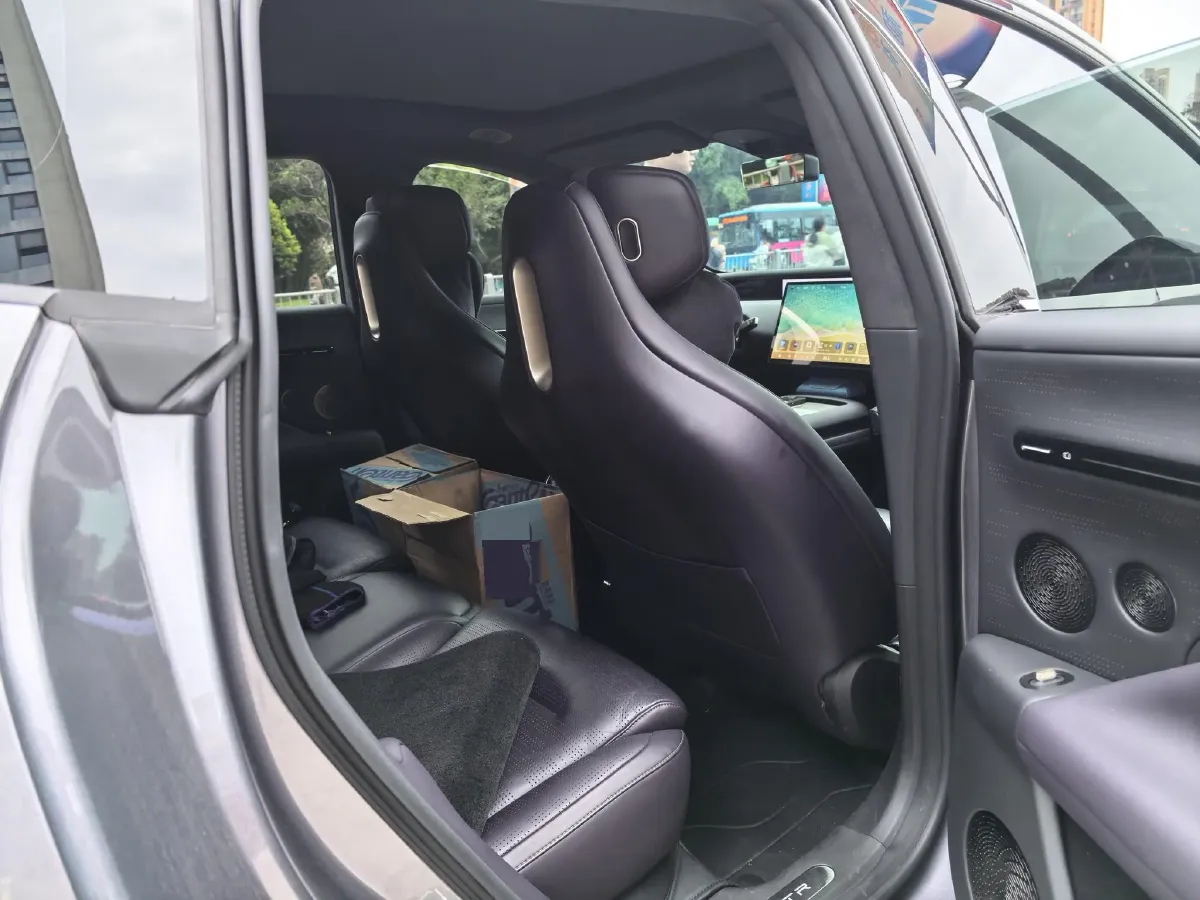 2024 Avatr 07 1.5T 156HP L4 REEV 39.05KWH,autocango,china used car exporter,china ev exporter,chinese used car exporter,chinese used ev exporter