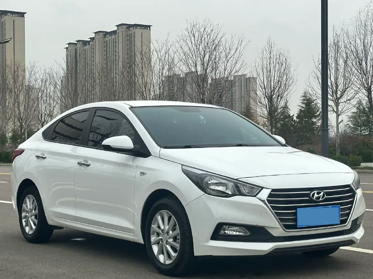 2016 Hyundai Verna 1.4L 100HP L4 6MT,autocango,china used car exporter,china ev exporter,chinese used car exporter,chinese used ev exporter