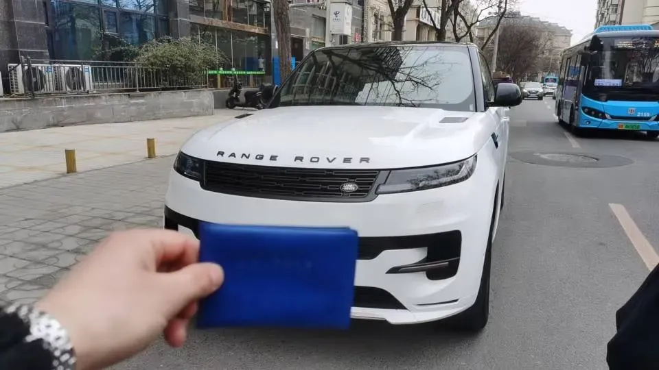 2023 Land Rover Range Rover Sport 3.0T 400HP L6 8AT,autocango,china used car exporter,china ev exporter,chinese used car exporter,chinese used ev exporter