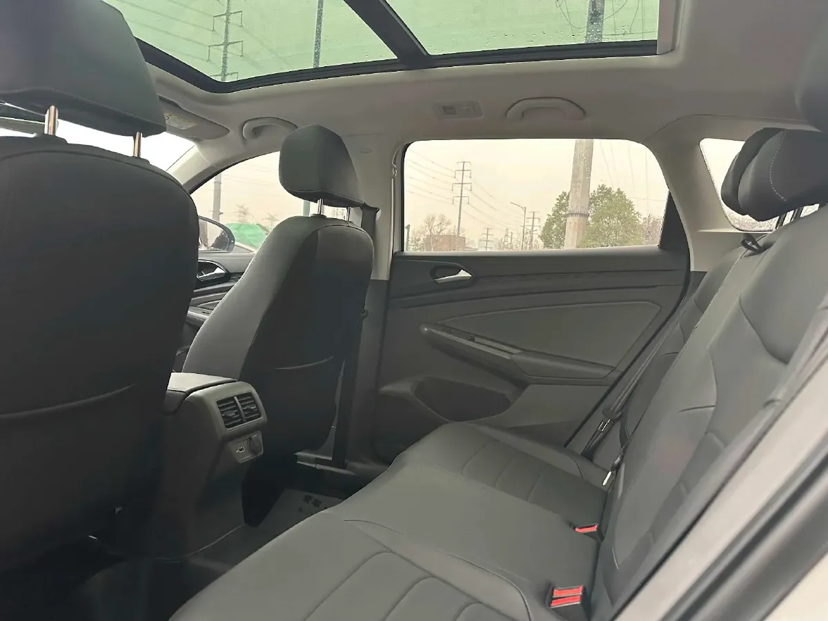 2020 Jetta VS7 1.4T 150HP L4 6AT,autocango,china used car exporter,china ev exporter,chinese used car exporter,chinese used ev exporter