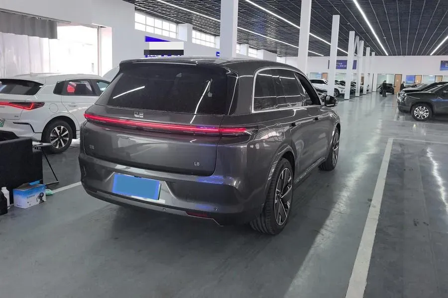 2025 Li L8 Range Extended 154HP REEV,autocango,china used car exporter,china ev exporter,chinese used car exporter,chinese used ev exporter