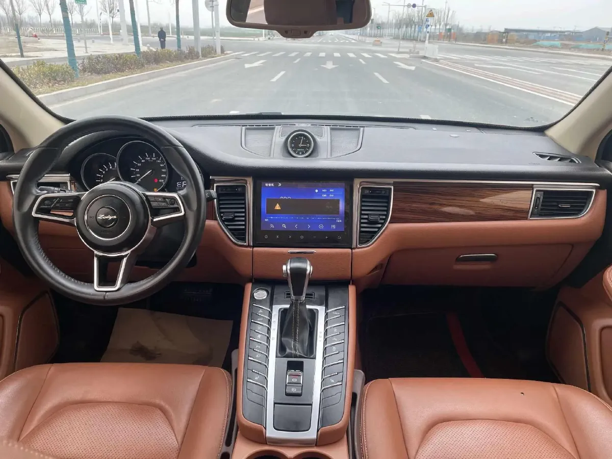 2017 Zotye SR9 2.0T 190HP L4 6DCT,autocango,china used car exporter,china ev exporter,chinese used car exporter,chinese used ev exporter