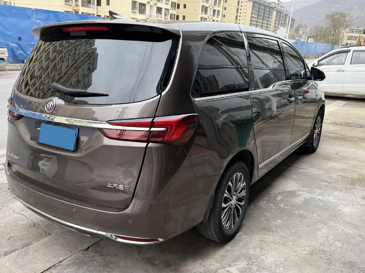 2021 Buick GL8 2.0T 237HP L4 9AT,autocango,china used car exporter,china ev exporter,chinese used car exporter,chinese used ev exporter