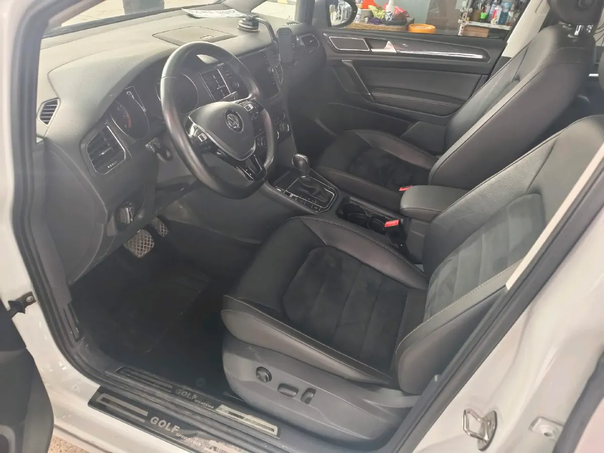 2018 Volkswagen Golf Sportsvan 1.4T 131HP L4 7DCT,autocango,china used car exporter,china ev exporter,chinese used car exporter,chinese used ev exporter