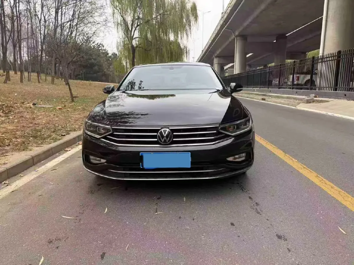 2020 Volkswagen Magotan 2.0T 186HP L4 7DCT,autocango,china used car exporter,china ev exporter,chinese used car exporter,chinese used ev exporter