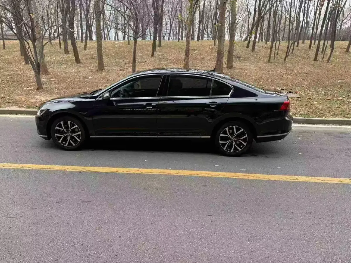 2020 Volkswagen Magotan 2.0T 186HP L4 7DCT,autocango,china used car exporter,china ev exporter,chinese used car exporter,chinese used ev exporter