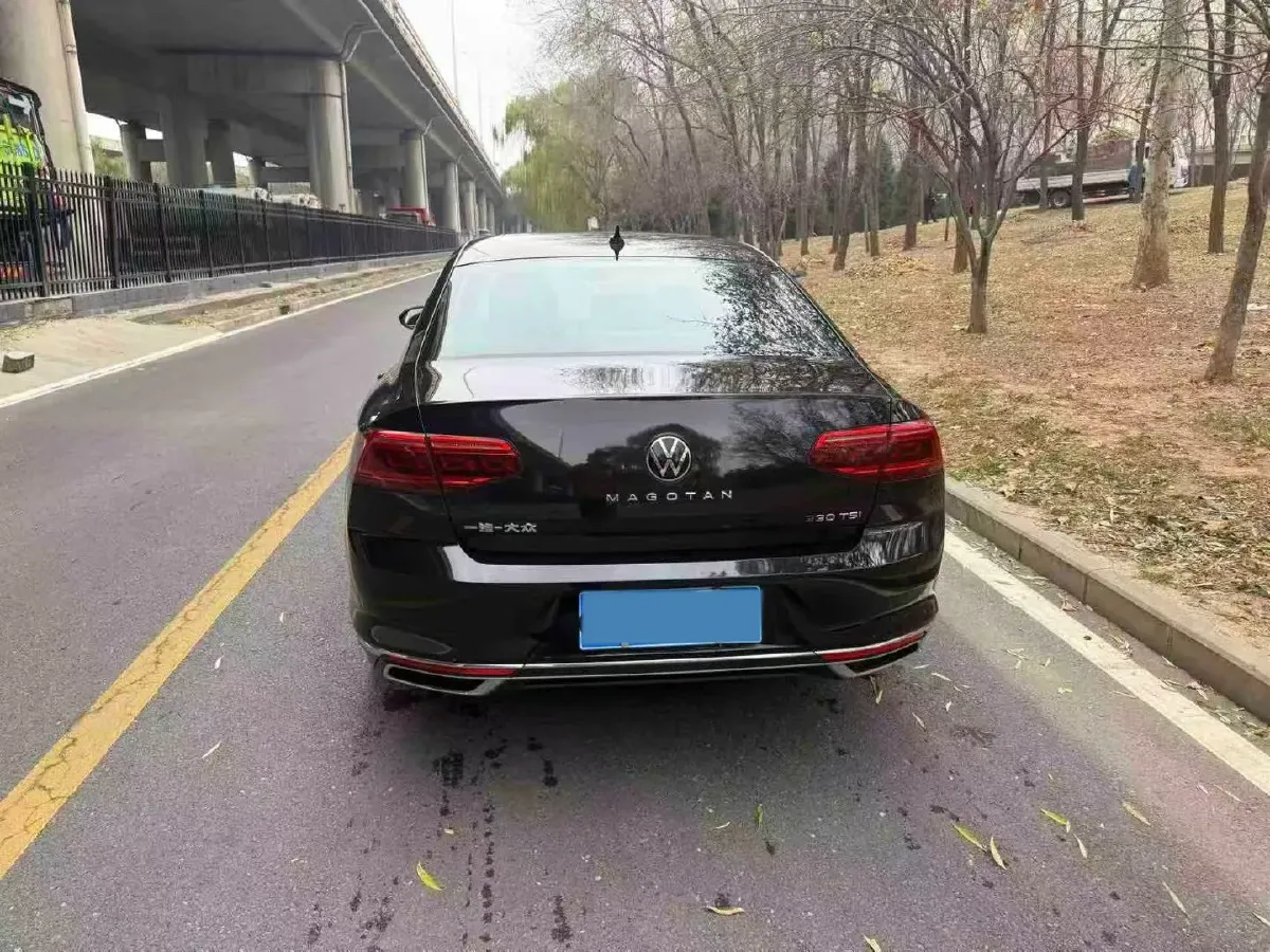 2020 Volkswagen Magotan 2.0T 186HP L4 7DCT,autocango,china used car exporter,china ev exporter,chinese used car exporter,chinese used ev exporter