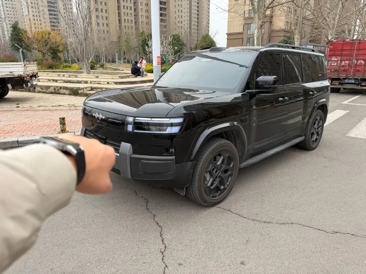 2025 FangChengBao Tai 7 1.5T 156HP L4 E-CVT PHEV,autocango,china used car exporter,china ev exporter,chinese used car exporter,chinese used ev exporter