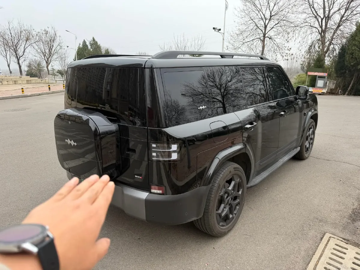 2025 FangChengBao Tai 7 1.5T 156HP L4 E-CVT PHEV,autocango,china used car exporter,china ev exporter,chinese used car exporter,chinese used ev exporter