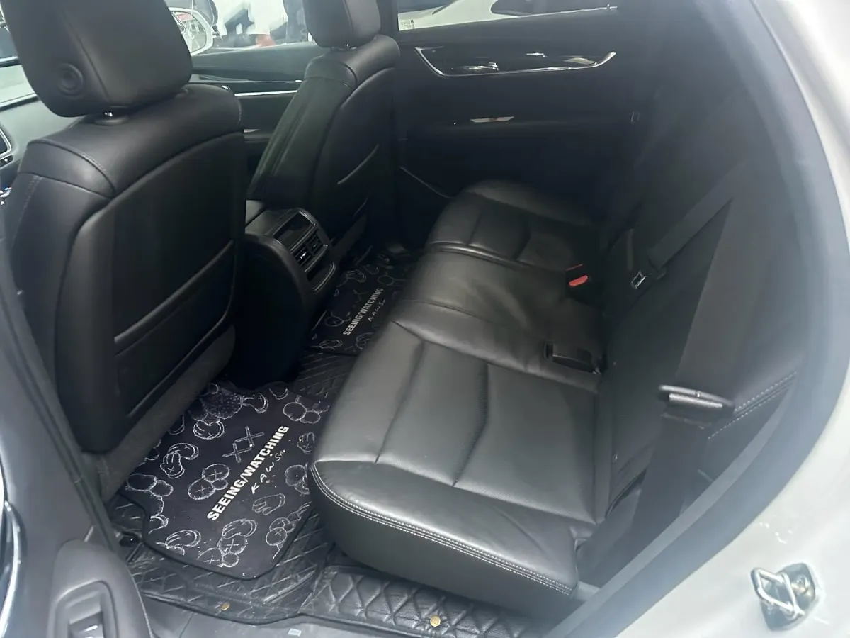 2020 Cadillac XT5 2.0T 241HP L4 9AT,autocango,china used car exporter,china ev exporter,chinese used car exporter,chinese used ev exporter