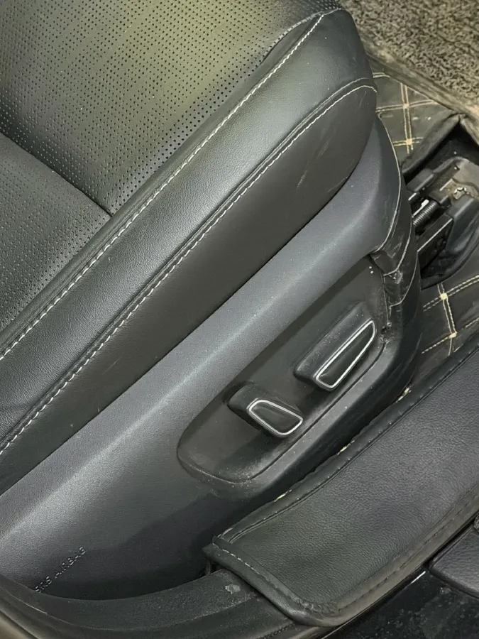 2024 Toyota Camry 2.0L 152HP L4 E-CVT Hybrid,autocango,china used car exporter,china ev exporter,chinese used car exporter,chinese used ev exporter