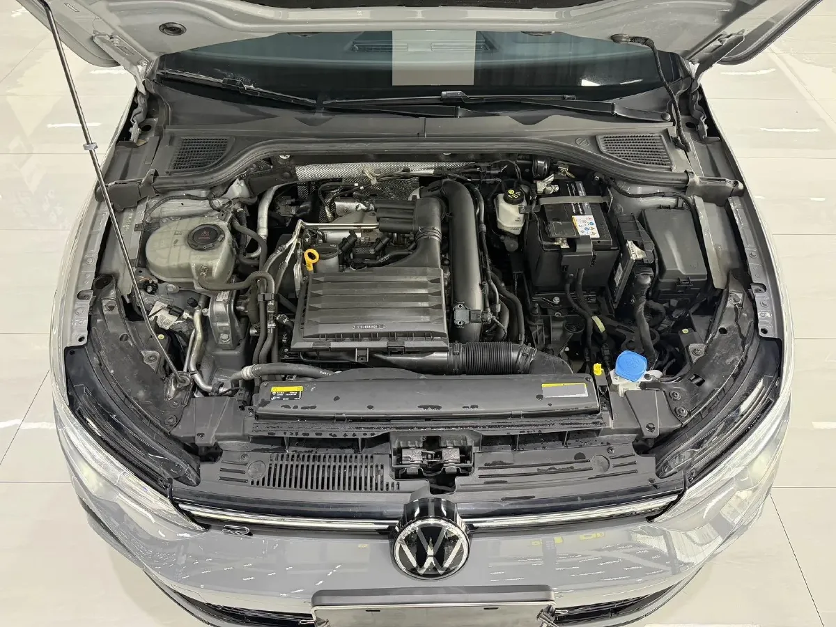 2021 Volkswagen Golf 1.4T 150HP L4 7DCT,autocango,china used car exporter,china ev exporter,chinese used car exporter,chinese used ev exporter