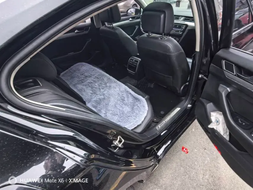 2018 Volkswagen Magotan 1.8T 180HP L4 7DCT,autocango,china used car exporter,china ev exporter,chinese used car exporter,chinese used ev exporter