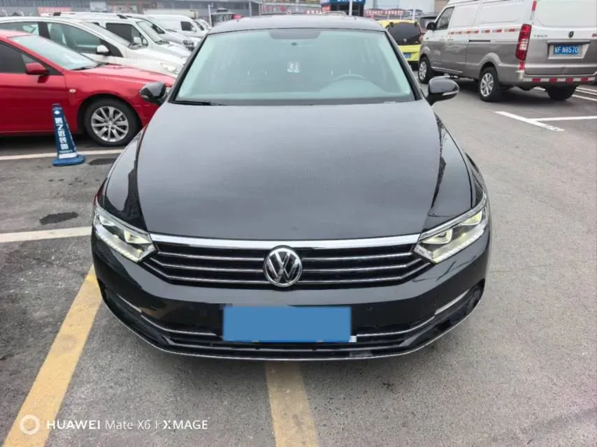 2018 Volkswagen Magotan 1.8T 180HP L4 7DCT,autocango,china used car exporter,china ev exporter,chinese used car exporter,chinese used ev exporter