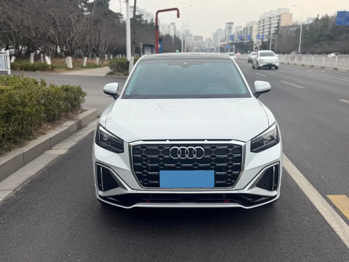 2022 Audi Q2L 1.4T 150HP L4 7DCT,autocango,china used car exporter,china ev exporter,chinese used car exporter,chinese used ev exporter