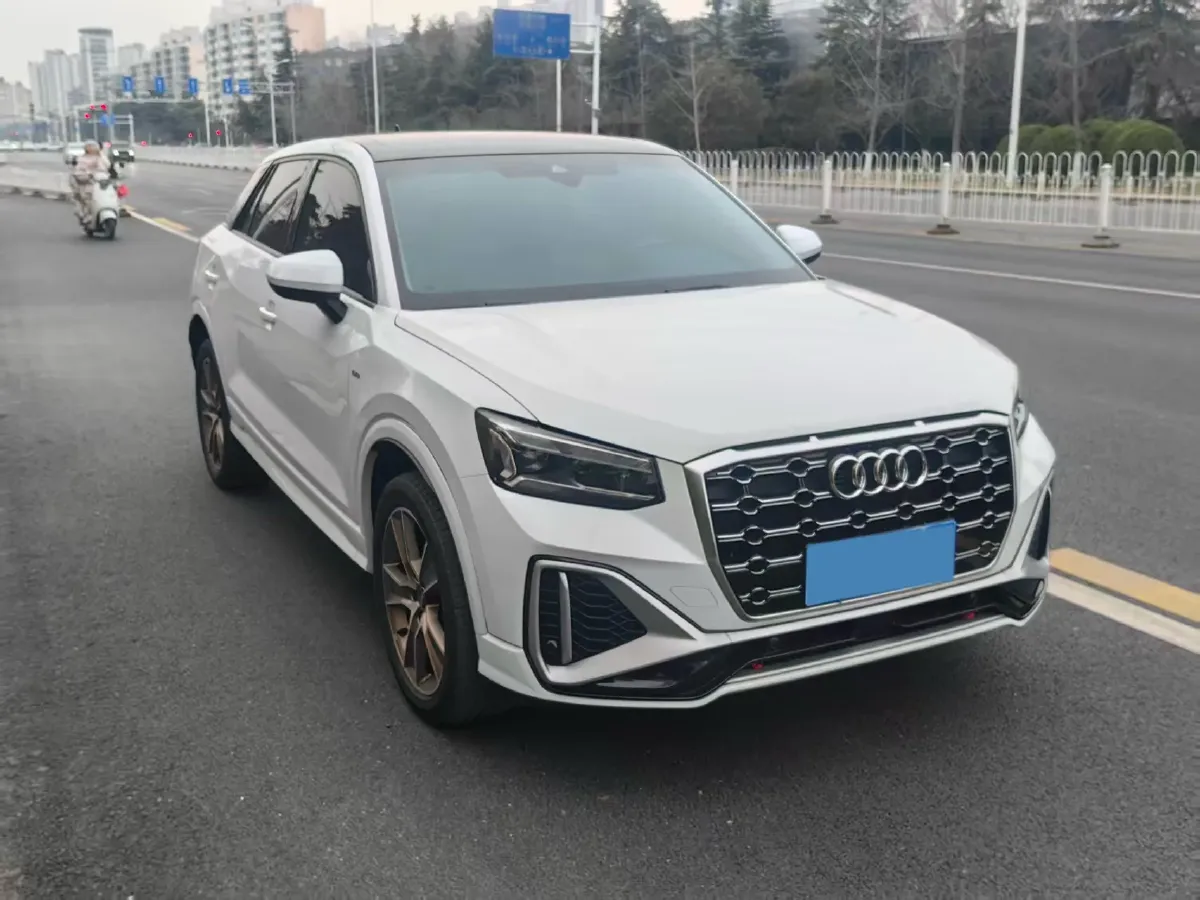 2022 Audi Q2L 1.4T 150HP L4 7DCT,autocango,china used car exporter,china ev exporter,chinese used car exporter,chinese used ev exporter