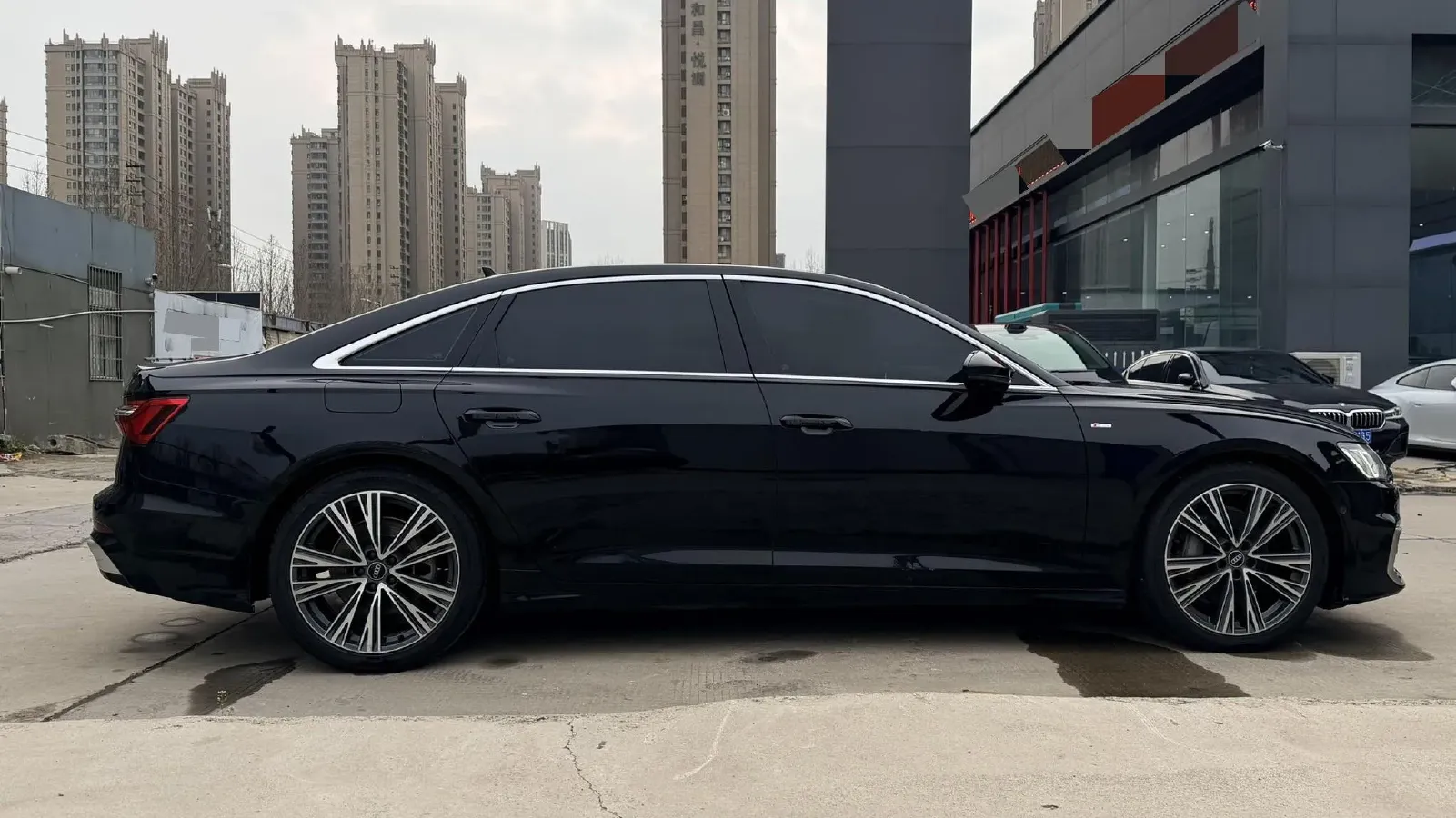 2023 Audi A6L 2.0T 245HP L4 7DCT,autocango,china used car exporter,china ev exporter,chinese used car exporter,chinese used ev exporter