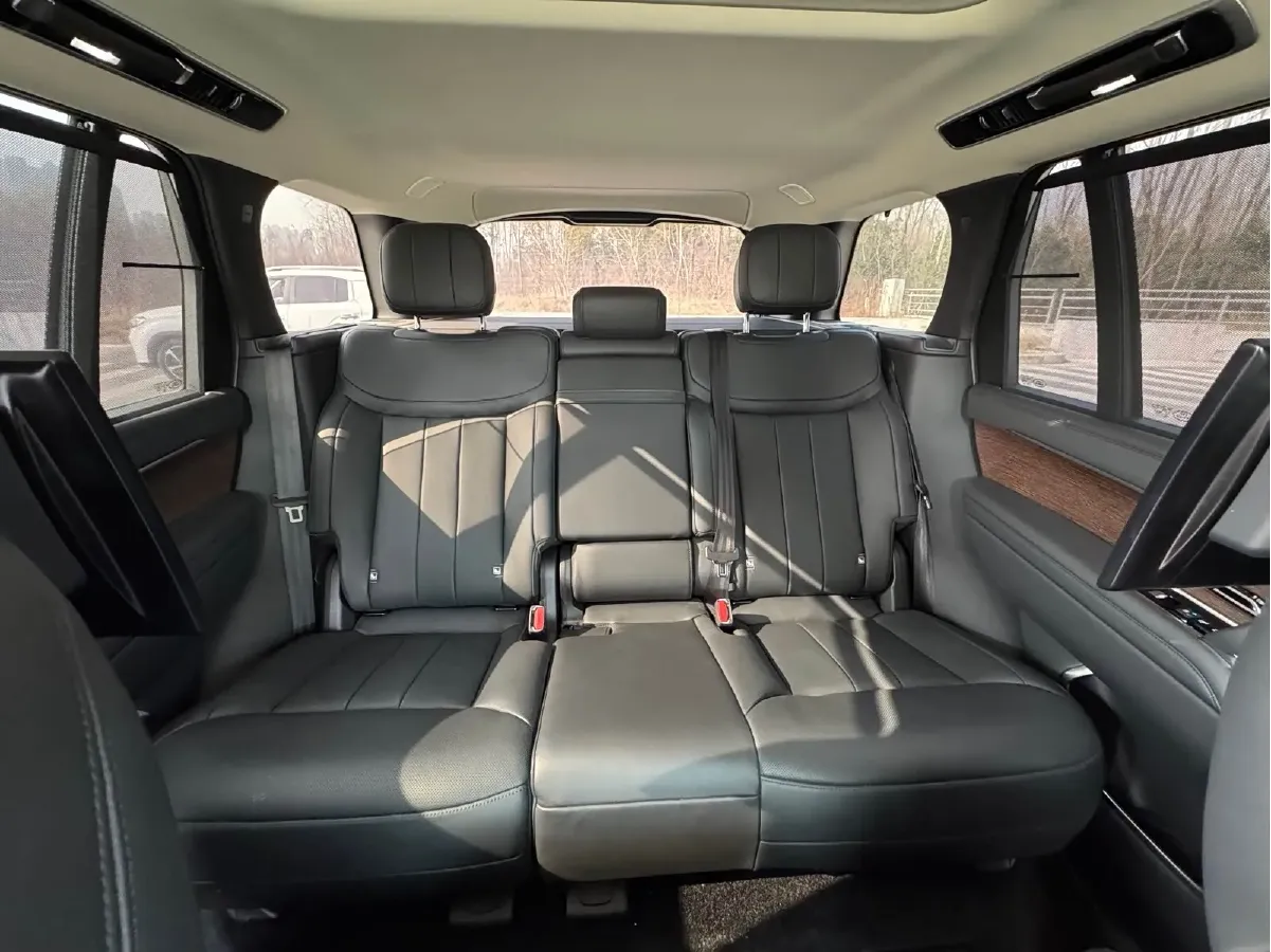 2023 Land Rover Range Rover 3.0T 400HP L6 8AT,autocango,china used car exporter,china ev exporter,chinese used car exporter,chinese used ev exporter