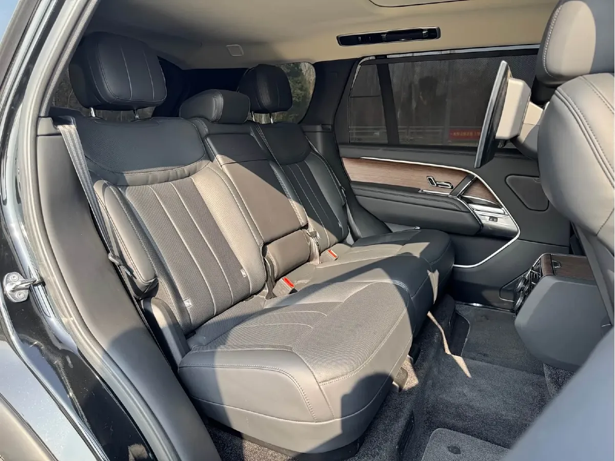 2023 Land Rover Range Rover 3.0T 400HP L6 8AT,autocango,china used car exporter,china ev exporter,chinese used car exporter,chinese used ev exporter