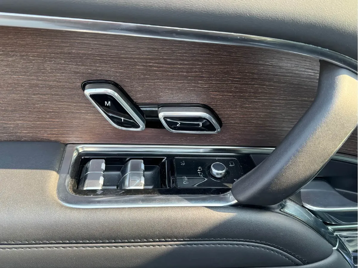 2023 Land Rover Range Rover 3.0T 400HP L6 8AT,autocango,china used car exporter,china ev exporter,chinese used car exporter,chinese used ev exporter