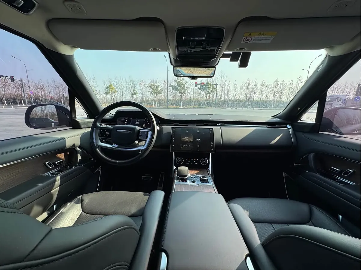 2023 Land Rover Range Rover 3.0T 400HP L6 8AT,autocango,china used car exporter,china ev exporter,chinese used car exporter,chinese used ev exporter