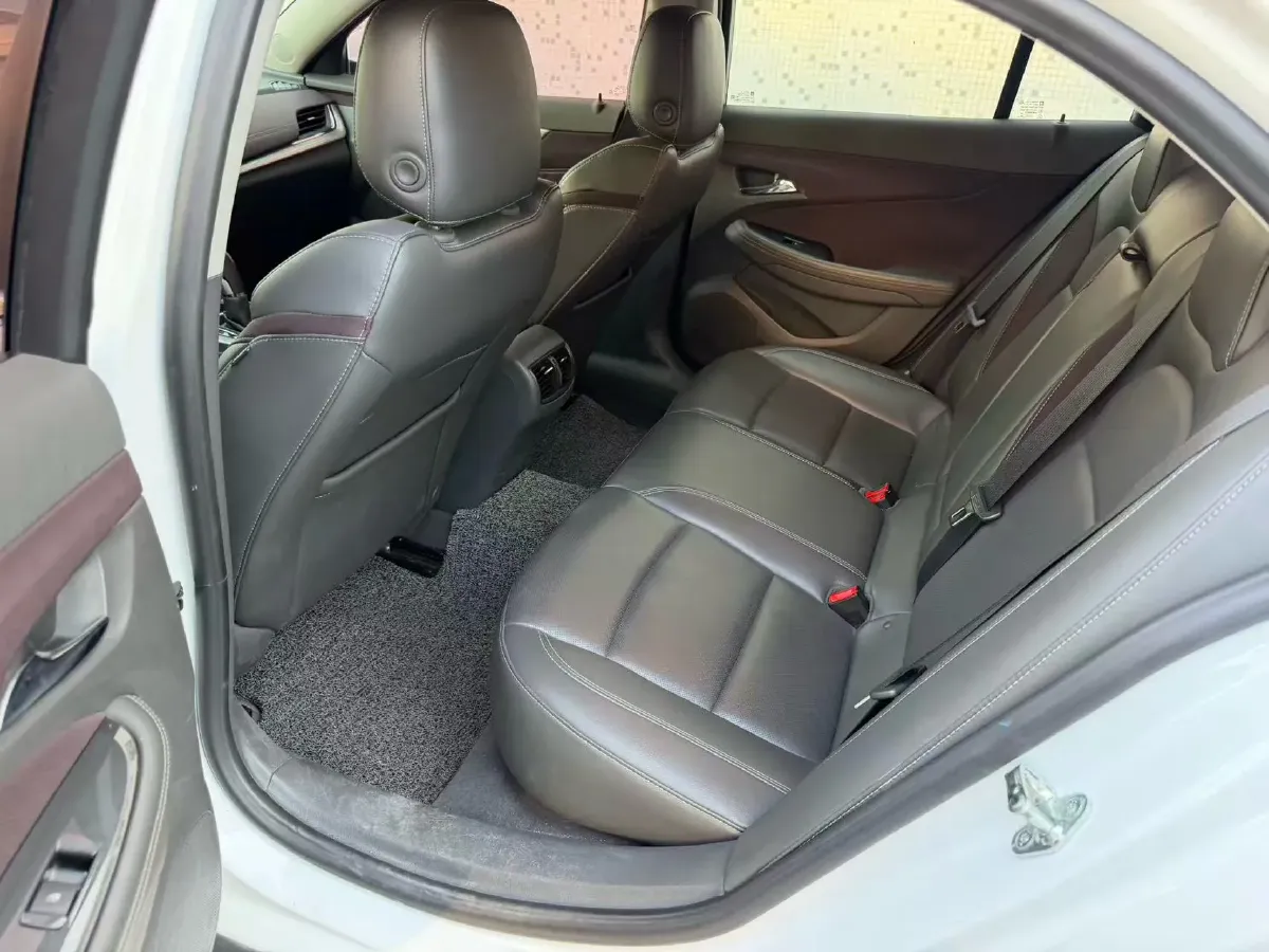 2018 Chevrolet Malibu 1.5T 170HP L4 6AT,autocango,china used car exporter,china ev exporter,chinese used car exporter,chinese used ev exporter