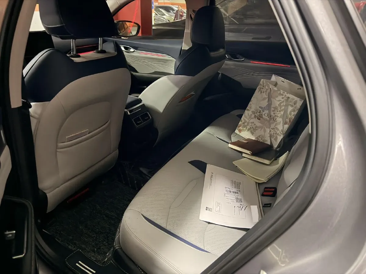 2021 Geely Preface 2.0T 190HP L4 7DCT,autocango,china used car exporter,china ev exporter,chinese used car exporter,chinese used ev exporter