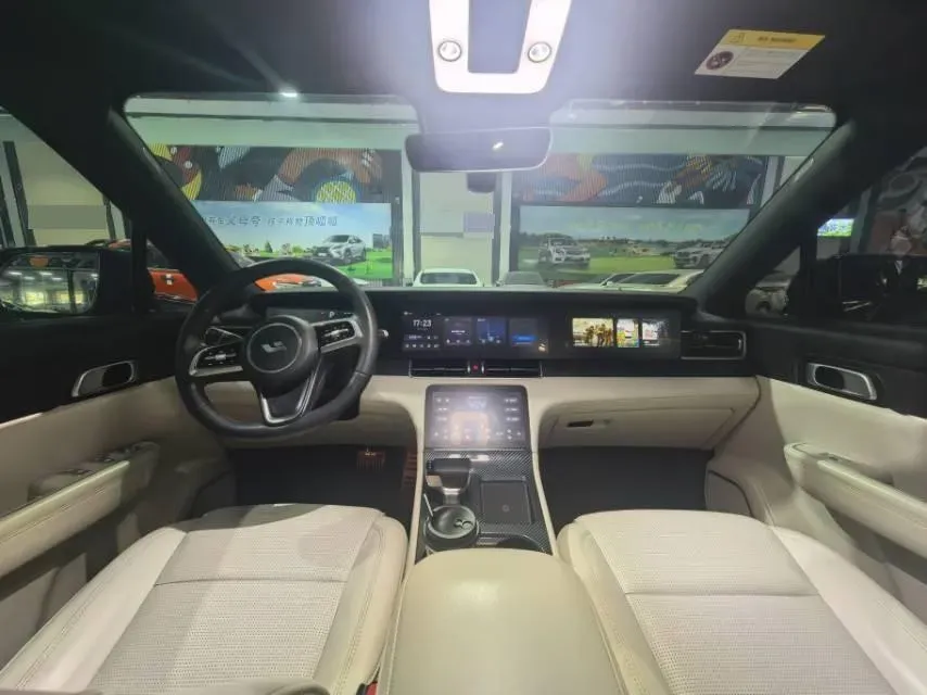 2021 Li ONE Range Extended 131HP REEV 40.5KWH,autocango,china used car exporter,china ev exporter,chinese used car exporter,chinese used ev exporter