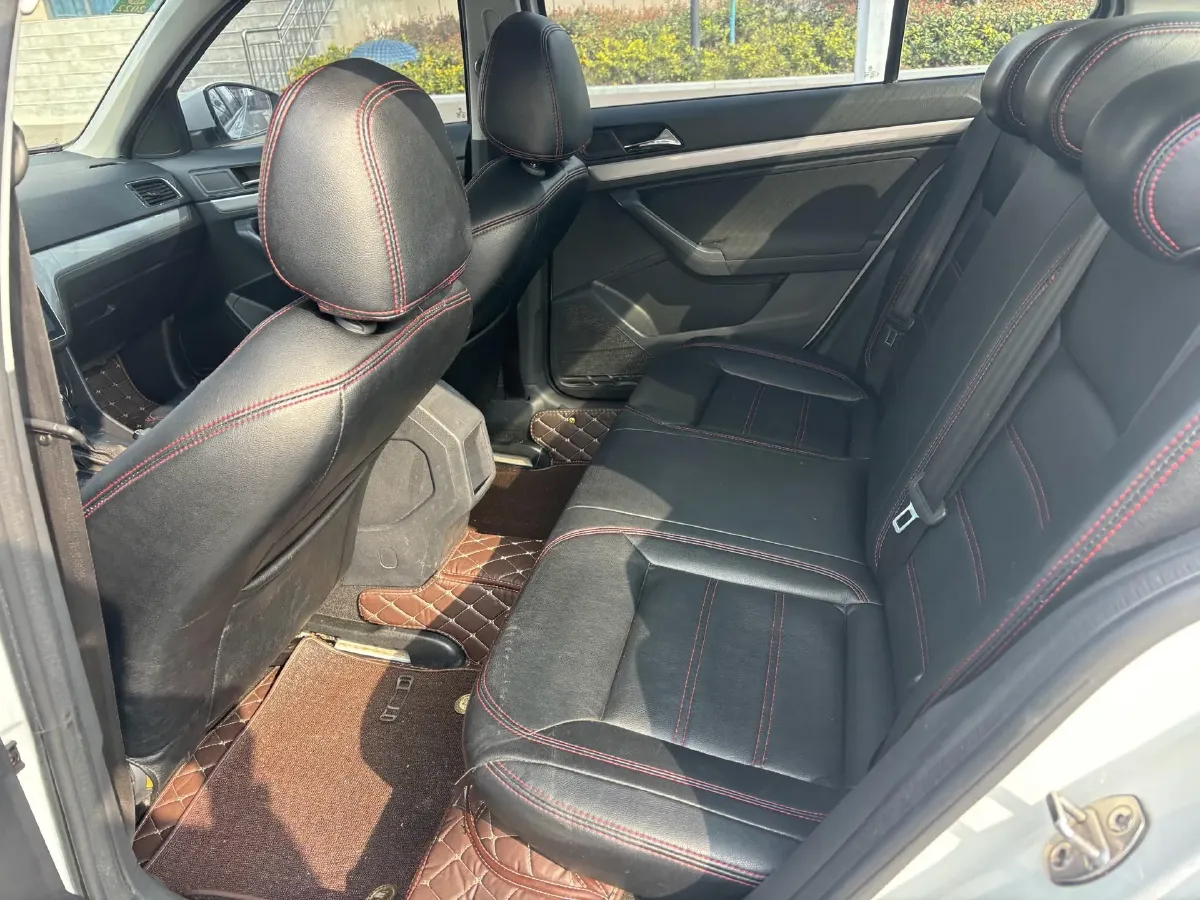 2017 Volkswagen Lavida 1.6L 110HP L4 6AT,autocango,china used car exporter,china ev exporter,chinese used car exporter,chinese used ev exporter